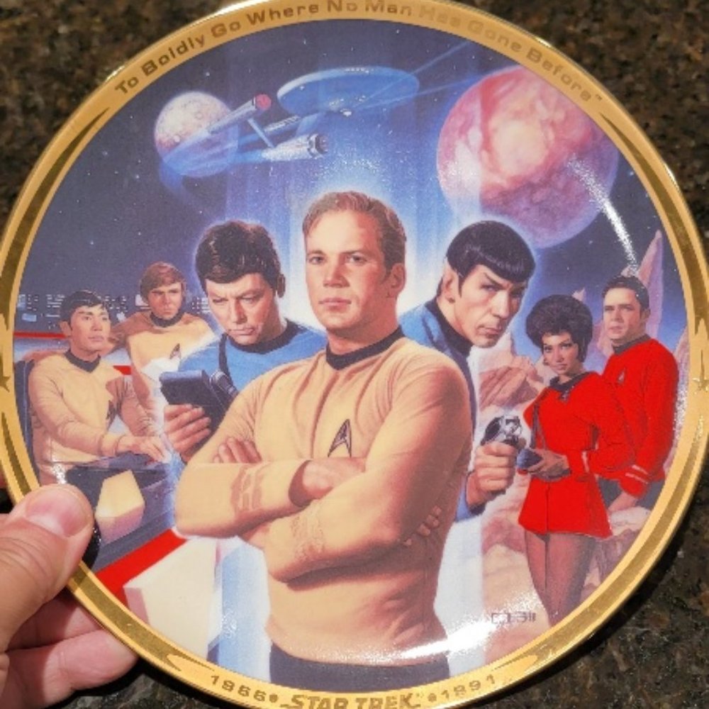 Star Trek 25th Anniversary Commemorative Plate
